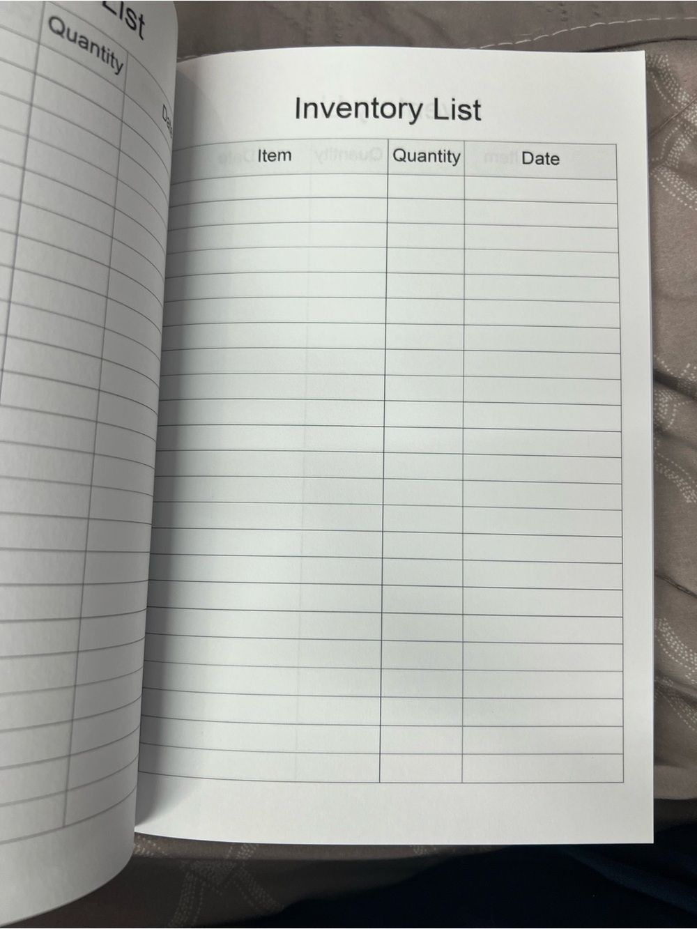 Simple Inventory Tracking Notebook - Black & White - Picture 2 of 5